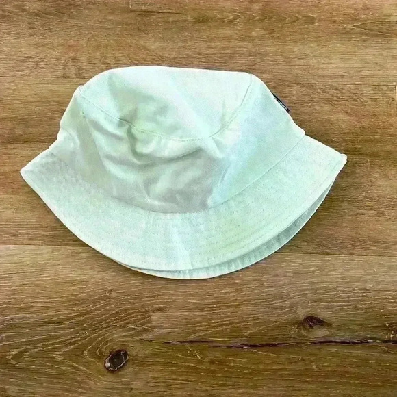 Disney spirit jersey mint green bucket Hat - Picture 1 of 4